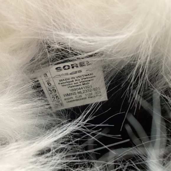 SOREL 'Tofino II' Faux Fur Lined Waterproof Boot (Women) 8M - Picture 10 of 12